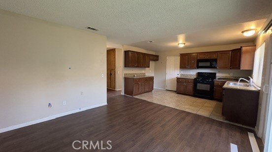 Detail Gallery Image 2 of 21 For 25521 Elder, Moreno Valley,  CA 92557 - 4 Beds | 2 Baths