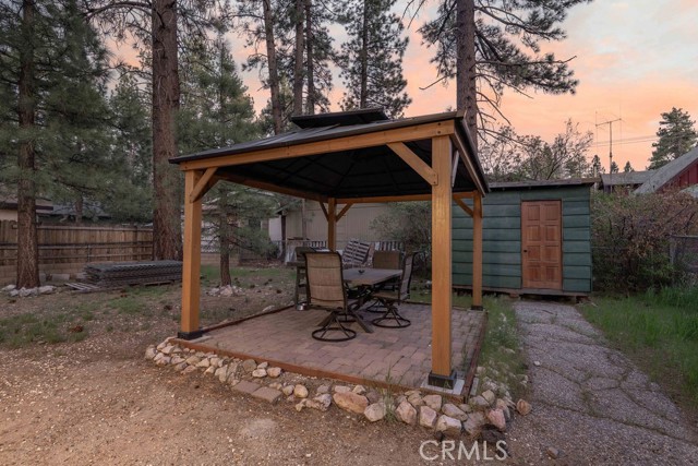 Detail Gallery Image 7 of 29 For 308 W Mojave Bld, Big Bear City,  CA 92314 - 2 Beds | 1 Baths