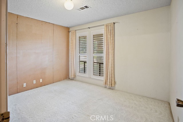 Image 19 of 40 For 1184 Farmland Avenue