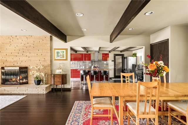 1006 W Pioneer Drive, Anaheim CA: https://media.crmls.org/medias/94dd89e0-bca2-4879-b1ac-51f2aadda543.jpg