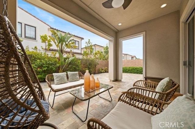 Detail Gallery Image 17 of 19 For 90 Rockinghorse, Irvine,  CA 92602 - 4 Beds | 4/1 Baths