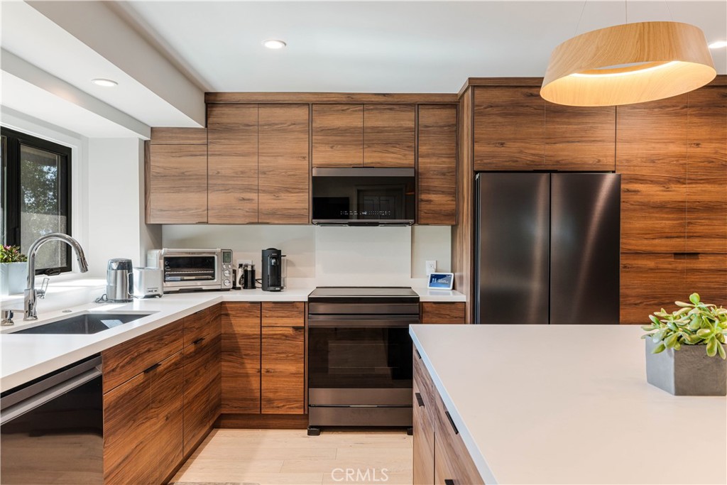 MLS #SR26164625 image #9