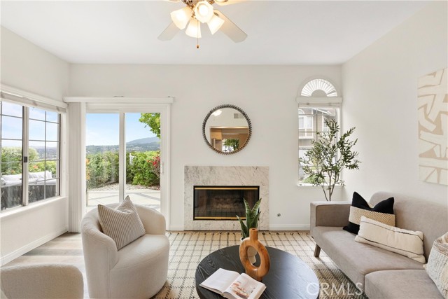 Detail Gallery Image 14 of 48 For 740 S Crown Pointe Dr, Anaheim Hills,  CA 92807 - 3 Beds | 2/1 Baths