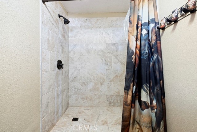 Detail Gallery Image 21 of 71 For 39330 W Hwy 198, Coalinga,  CA 93210 - 4 Beds | 3 Baths