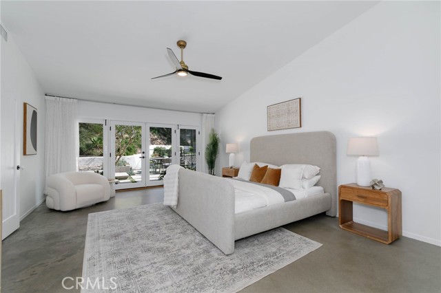 4676 Arriba Drive, Tarzana CA: https://media.crmls.org/medias/94e22c40-c41c-4b5c-94ff-f0ffa6d4086d.jpg