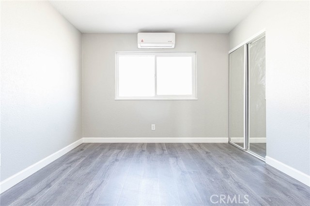 2008 Sequoia Drive, Barstow CA: https://media.crmls.org/medias/94e247b9-147b-4462-aa5c-76b25228b47c.jpg