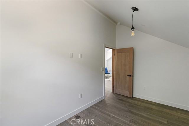 1670 Grass Valley Road, Lake Arrowhead CA: https://media.crmls.org/medias/94e2ad99-7c46-45d7-a1ee-82b13ccd32b0.jpg