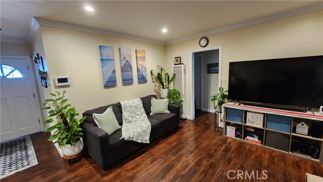 Image 7 of 74 For 6310 Hardwick Street