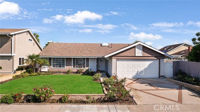 6301 Freeborn Dr, Huntington Beach, CA 92647