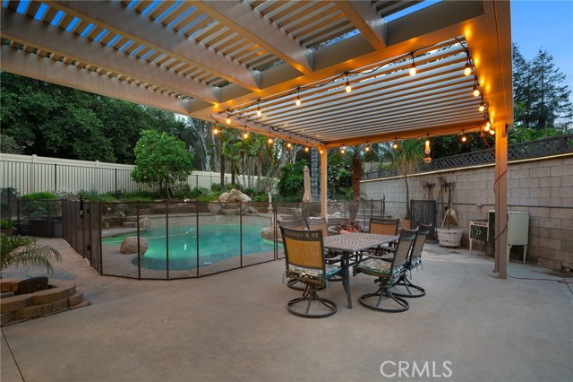 Detail Gallery Image 51 of 60 For 334 Lakeside, Redlands,  CA 92373 - 4 Beds | 4 Baths