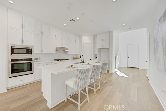 Detail Gallery Image 6 of 46 For 22049 Portofino Dr, Walnut,  CA 91789 - 4 Beds | 3/1 Baths