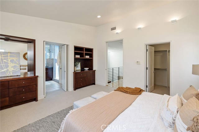 Image 14 of 25 For 2710 Pine Ave.