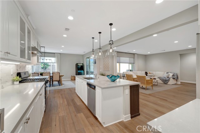 Detail Gallery Image 14 of 58 For 24513 Stargazer Way, Menifee,  CA 92584 - 4 Beds | 3/1 Baths