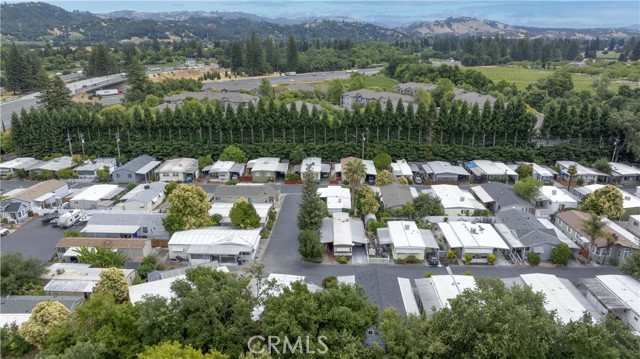 5250 Whispering Creek Drive, Santa Rosa CA: https://media.crmls.org/medias/94e60480-37ae-421a-a299-d3a57a5905c9.jpg