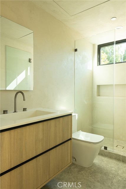 Detail Gallery Image 30 of 37 For 4824 Calhoun, Sherman Oaks,  CA 91423 - 5 Beds | 5 Baths