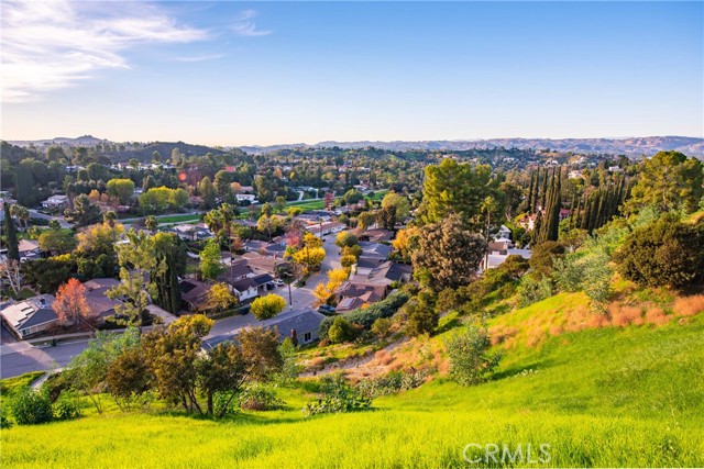 Detail Gallery Image 16 of 19 For 32 San Blas Ave, Woodland Hills,  CA 91364 - – Beds | – Baths