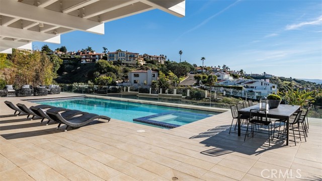 1380 Via Romero, Palos Verdes Estates, California 90274, 6 Bedrooms Bedrooms, ,6 BathroomsBathrooms,Residential,Sold,Via Romero,PV24004785