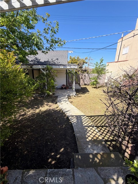 Detail Gallery Image 21 of 28 For 1042 W 15th, San Pedro,  CA 90731 - 2 Beds | 1 Baths