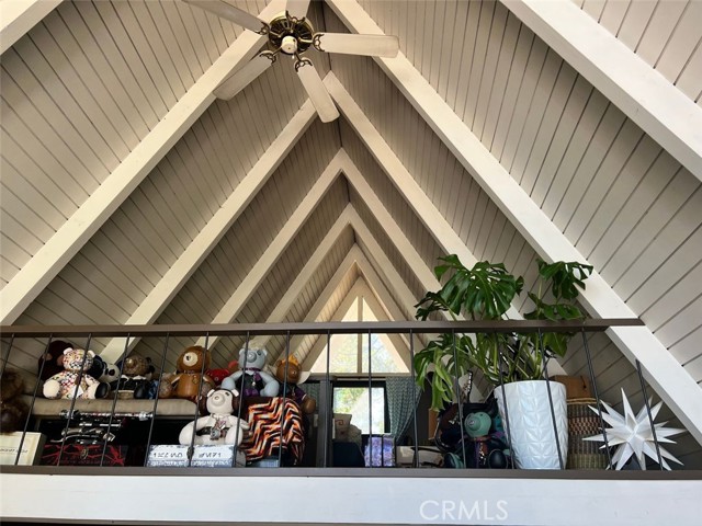 767 Grass Valley Road, Lake Arrowhead CA: https://media.crmls.org/medias/94e828fe-ff61-440d-b103-19728155df7b.jpg