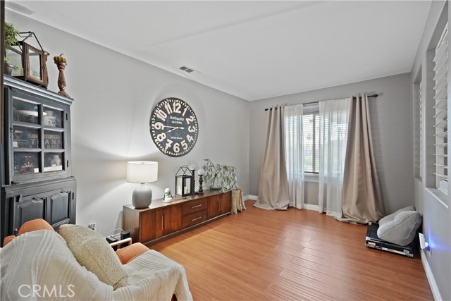 Detail Gallery Image 16 of 26 For 37056 Edgemont, Murrieta,  CA 92563 - 4 Beds | 3/1 Baths