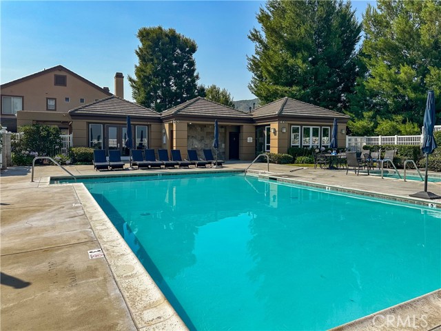 1012 S Country Glen Way, Anaheim CA: https://media.crmls.org/medias/94e8a111-f90e-4dba-aa38-6bd75a6aef8f.jpg