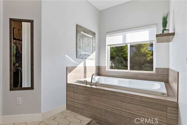 Detail Gallery Image 48 of 74 For 1110 Burnt Rock Way, Templeton,  CA 93465 - 4 Beds | 3/1 Baths