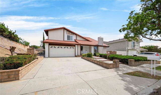 Detail Gallery Image 2 of 38 For 1836 Fairford Dr, Fullerton,  CA 92833 - 4 Beds | 2/1 Baths