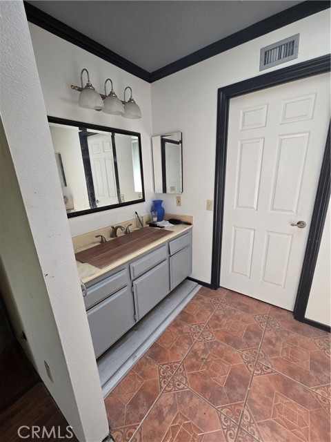 3269 Highcliff Rd, Riverside CA: https://media.crmls.org/medias/94e90483-a626-464a-b985-923626716a39.jpg