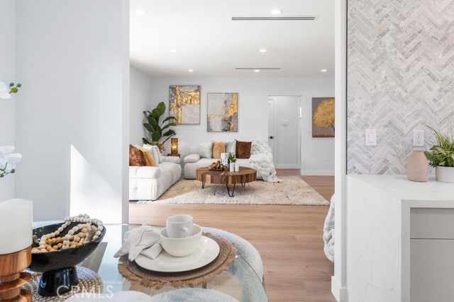 Detail Gallery Image 16 of 53 For 5700 Vista Del Monte, Sherman Oaks,  CA 91411 - 3 Beds | 2 Baths