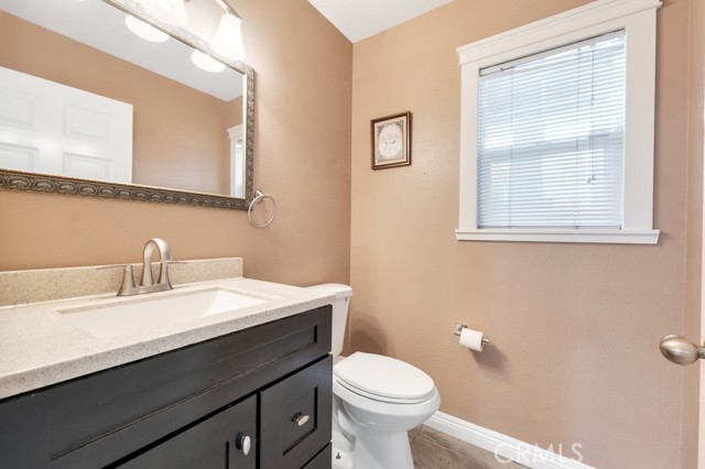 Detail Gallery Image 31 of 47 For 7635 N Twining Way, Canoga Park,  CA 91304 - 3 Beds | 2/1 Baths