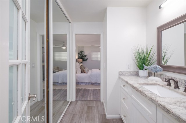 Detail Gallery Image 4 of 34 For 1720 Ardmore Avenue #224,  Hermosa Beach,  CA 90254 - 2 Beds | 2 Baths