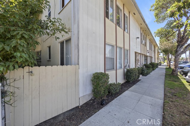 Detail Gallery Image 34 of 34 For 728 Cedar Ave #29,  Long Beach,  CA 90813 - 1 Beds | 1 Baths