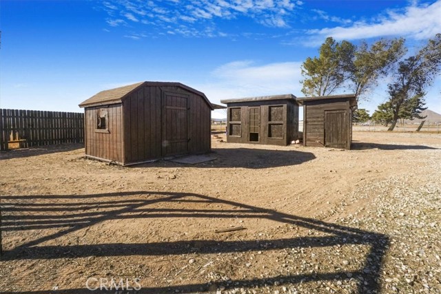 Detail Gallery Image 35 of 38 For 22071 Flint Rd, Apple Valley,  CA 92307 - 3 Beds | 2 Baths