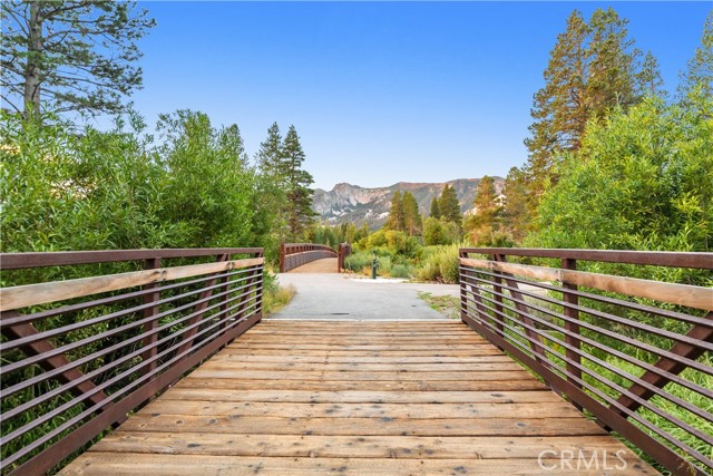 Detail Gallery Image 41 of 53 For 595 N Waterford Ave, Mammoth Lakes,  CA 93546 - 5 Beds | 4 Baths