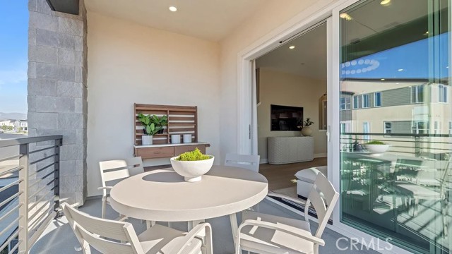 Detail Gallery Image 9 of 33 For 848 Sonia, Irvine,  CA 92618 - 4 Beds | 3/1 Baths