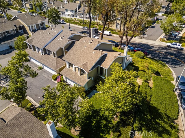 26065 Las Flores, Mission Viejo CA: https://media.crmls.org/medias/94ed1f9f-913c-4d2d-a3ed-de2c7f31c0f3.jpg