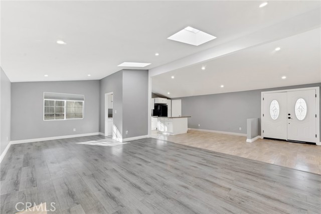 Detail Gallery Image 6 of 43 For 20416 Coulson, Woodland Hills,  CA 91367 - 3 Beds | 2/1 Baths