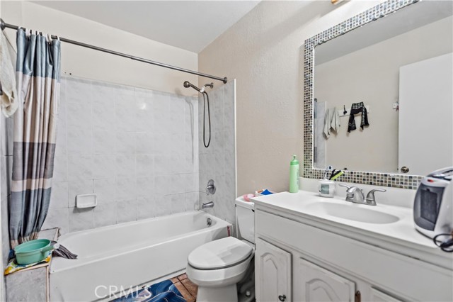 Detail Gallery Image 12 of 36 For 18702 Altario, La Puente,  CA 91744 - 4 Beds | 3 Baths