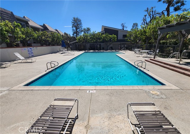 Detail Gallery Image 35 of 42 For 10201 Mason Ave #34,  Chatsworth,  CA 91311 - 2 Beds | 2/1 Baths