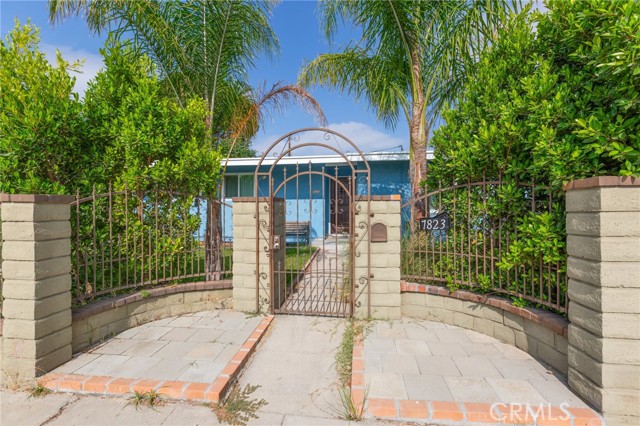Detail Gallery Image 1 of 17 For 7825 Tujunga Ave, North Hollywood,  CA 91605 - 3 Beds | 2 Baths
