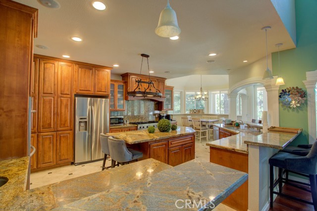 32557 Pine Cone Ct A&B, Running Springs CA: https://media.crmls.org/medias/94eefea2-7434-4693-8a2f-5b7a85237168.jpg