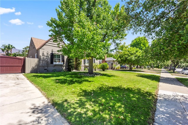 Detail Gallery Image 22 of 28 For 2205 Las Lunas, Pasadena,  CA 91107 - 3 Beds | 2 Baths