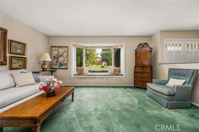 Detail Gallery Image 11 of 61 For 1142 Appian, Santa Ana,  CA 92705 - 4 Beds | 3 Baths