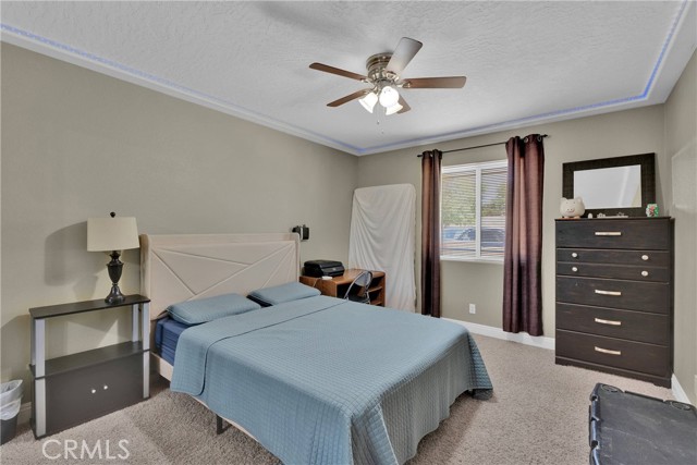 14665 Echo Lane, Helendale CA: https://media.crmls.org/medias/94ef36b6-2598-48d8-8817-2b3f66ad6c14.jpg