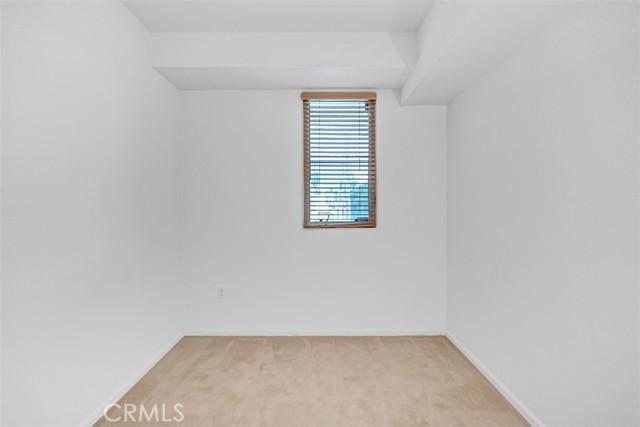 Detail Gallery Image 24 of 37 For 201 E Angeleno Ave #326,  Burbank,  CA 91502 - 2 Beds | 1 Baths