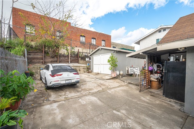 Detail Gallery Image 18 of 31 For 949 Hollins St, Los Angeles,  CA 90023 - 3 Beds | 1 Baths