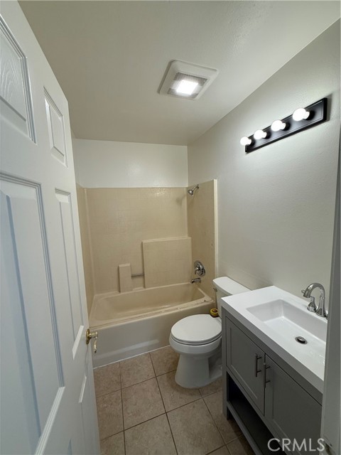 1675 S Diamond Bar Boulevard, Diamond Bar CA: https://media.crmls.org/medias/94f18422-a063-4b1f-82e8-7f78aabd94a2.jpg
