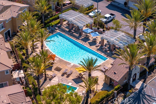 27477 Hazelhurst Street, Murrieta CA: https://media.crmls.org/medias/94f2f8a2-bca4-4acf-b674-7e0d8bc95196.jpg
