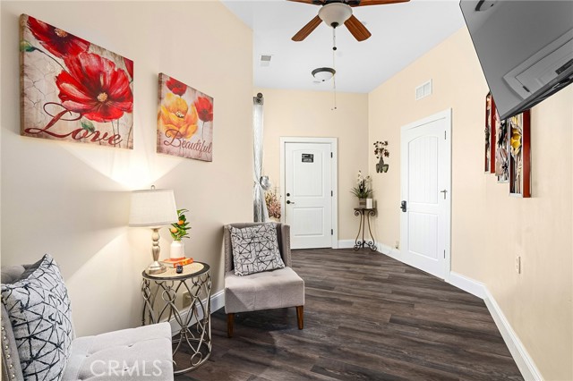 4541 Skyway, Paradise CA: https://media.crmls.org/medias/94f35267-0648-4279-8dd5-9ce01d4ec3bf.jpg