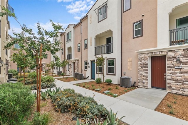 122 Colorado, Pomona CA: https://media.crmls.org/medias/94f40381-7ec5-4305-a52d-71d732033584.jpg
